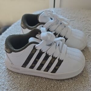 K-Swiss Kids White and Green Sneakers